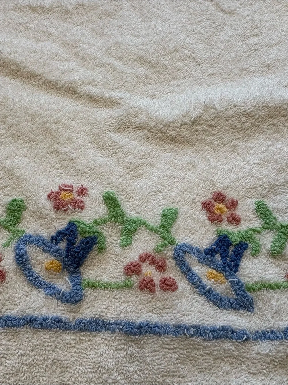 VTG Martex Floral Towel Set Tulips 2 Bath, 2 Hand, 2 Washcloths Made In USA MCM